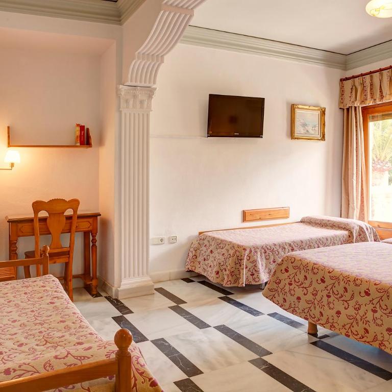 Hotel Rosa - Habitación Familiar Superior - 3