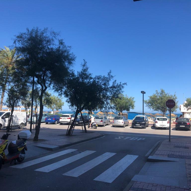 Moderno Apartamento en Primera línea Paseo Marítimo Fuengirola - Apartamento de 1 dormitorio - 19