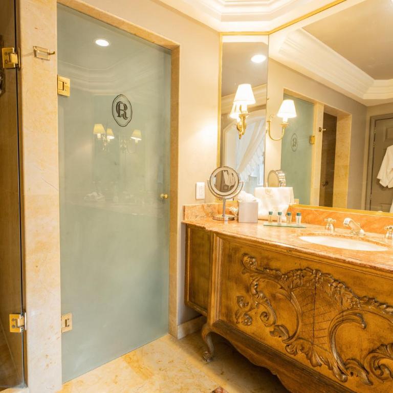 Quinta Real Monterrey - Governor Suite King - 8