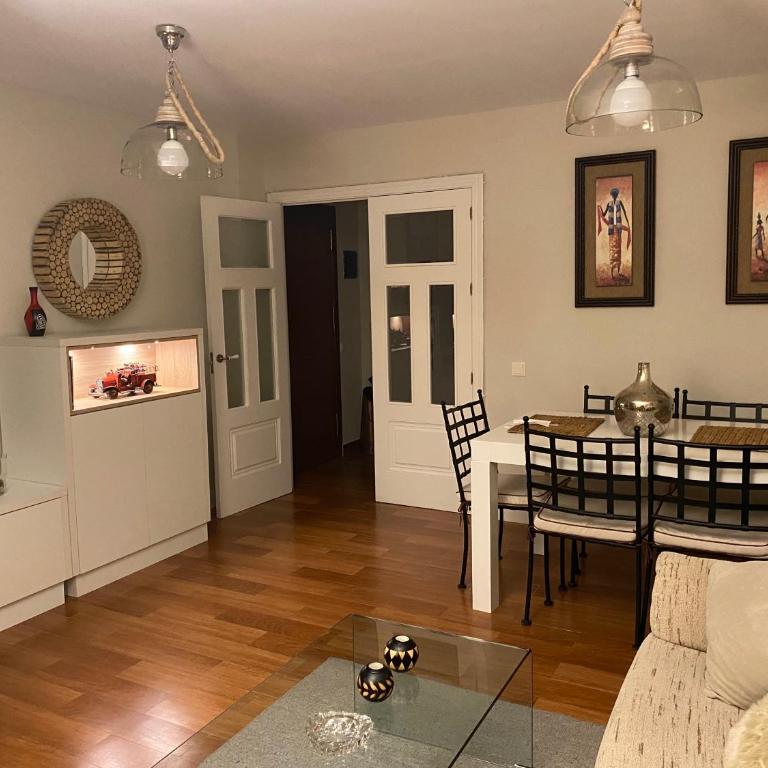 Apartamento en Luis Montoto, Nervión. Céntrico - Apartamento de 3 dormitorios - 41