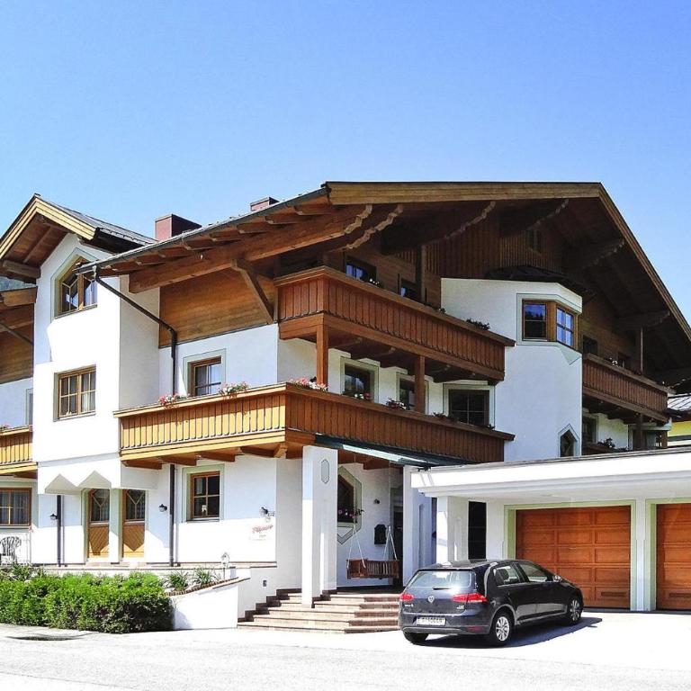 Apartment in Filzmoos near Ski Amadé - Two-Bedroom Apartment - 2