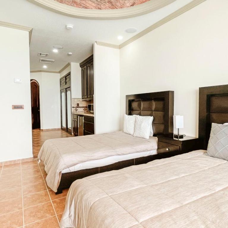 Esmeralda Beach Resort - Two-Bedroom Apartment - 2