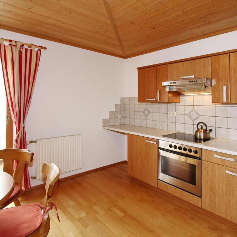 House in Krimml near Waterfalls & Hiking Trails - Apartment mit 2 Schlafzimmern - 18