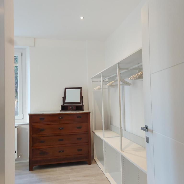 Domotica Ancona - Appartamento con 2 Camere da Letto - 34