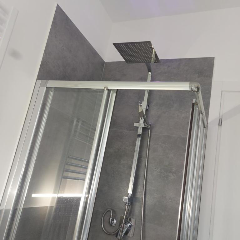 Domotica Ancona - Appartamento con 2 Camere da Letto - 14