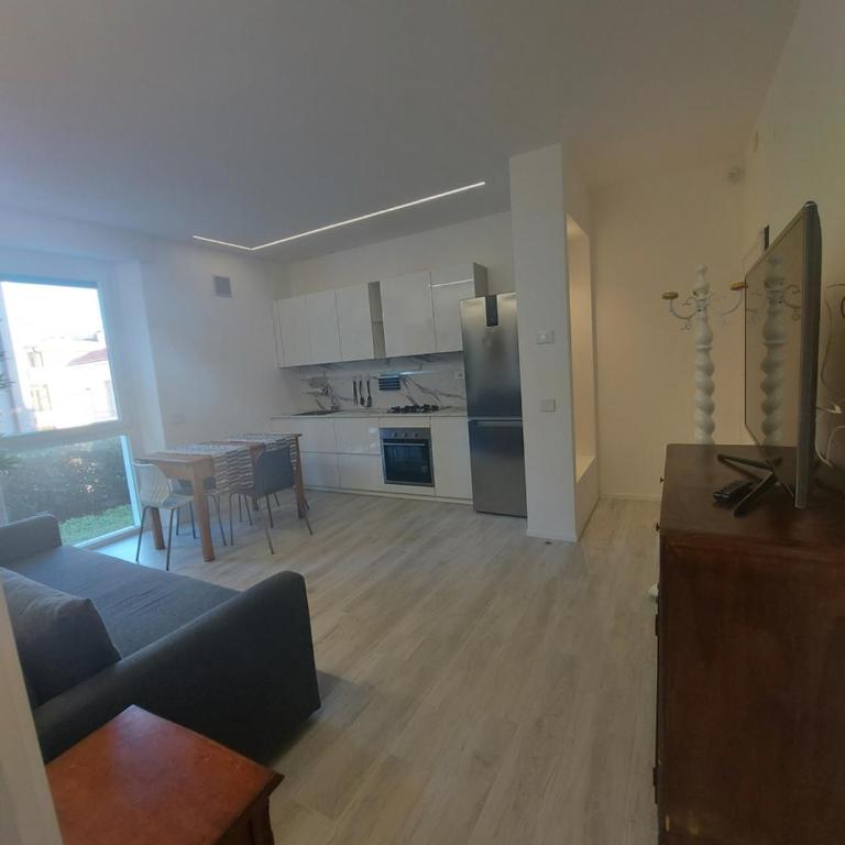 Domotica Ancona - Appartamento con 2 Camere da Letto - 17