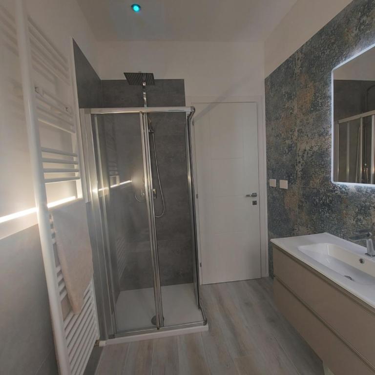 Domotica Ancona - Appartamento con 2 Camere da Letto - 21