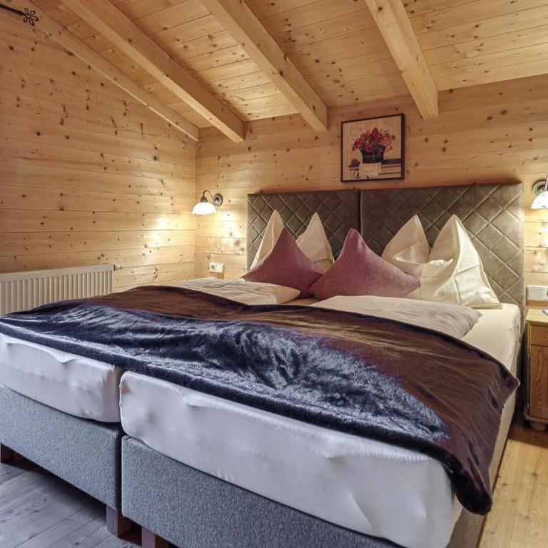 Chalet in Fügen near Spieljochbahn - Superior Chalet - 13