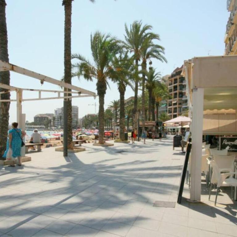 Beach apartment / Torrevieja - One-Bedroom Apartment - 30