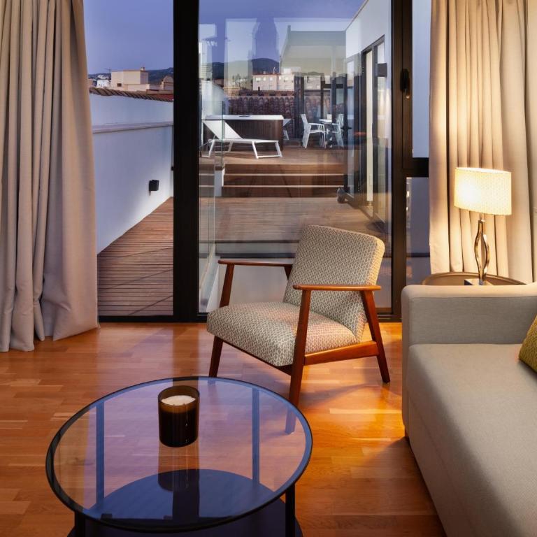 INMálaga Penthouse Plaza De La Merced - Apartamento de 2 dormitorios con terraza - 4