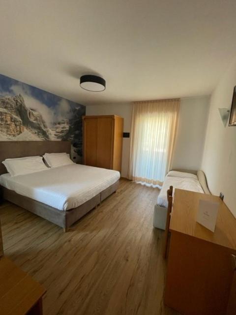 Hotel Rosa Alpina - Camera Tripla - 1