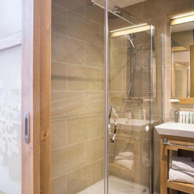 Hôtel Saint Charles Val Cenis - Suite en Duplex - 17
