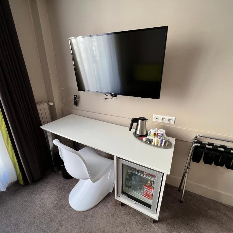 Holiday Inn Paris-Auteuil by IHG - Chambre Double Standard avec Canapé-Lit Simple - 12