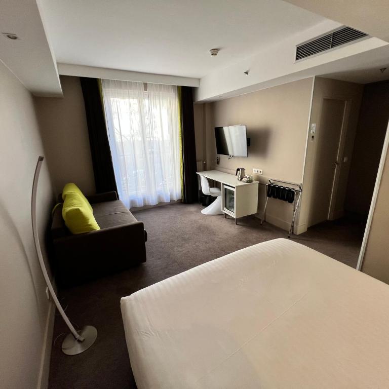 Holiday Inn Paris-Auteuil by IHG - Chambre Double Standard avec Canapé-Lit Simple - 8