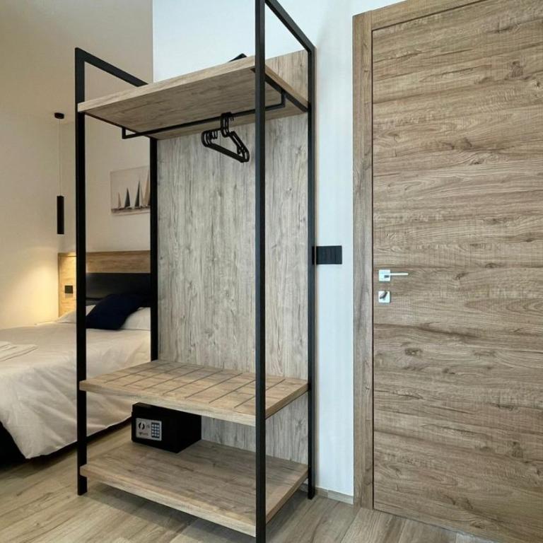 Bari Airport Rooms - Double Room with Balcony - 2
