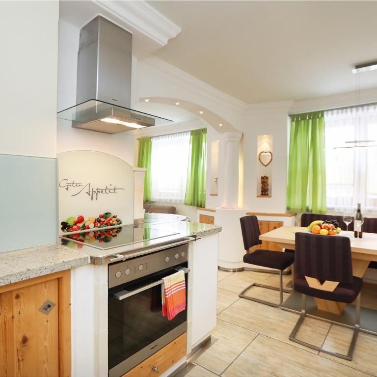 Appartement Anton - Apartment mit 2 Schlafzimmern - 24