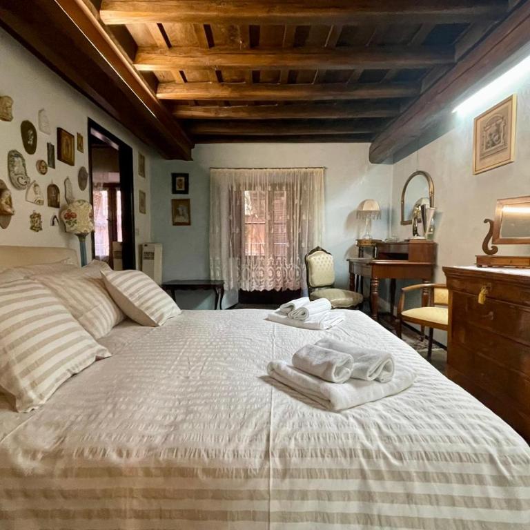 Penelope's House - One-Bedroom Apartment - 6