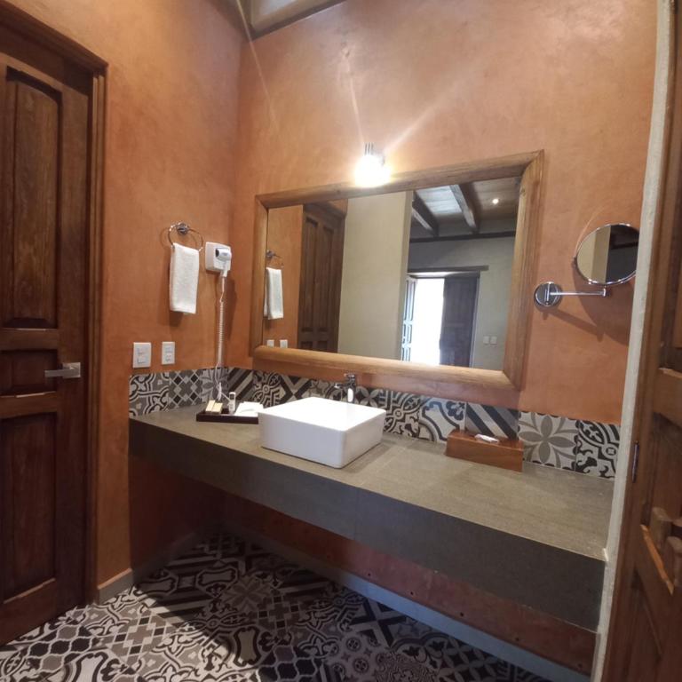 Hotel Junvay - Deluxe King Room - 10