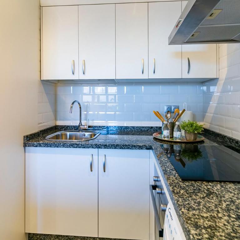 Geysotur Gran Capitán Uno - One-Bedroom Apartment - 5