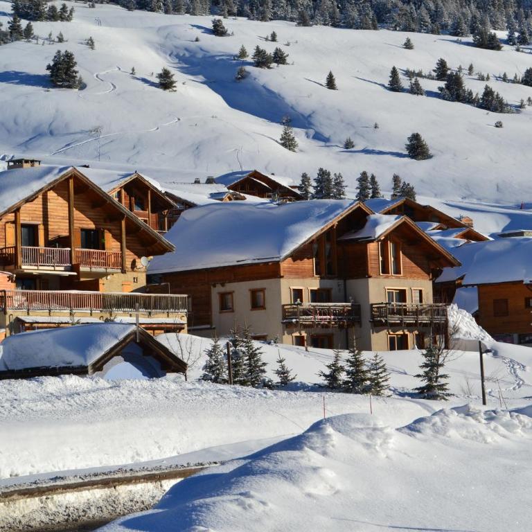 Appartement 58m2 avec jardin & terrasse dans chalet - Apartment mit 2 Schlafzimmern - 12