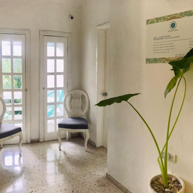 Hotel Downtown Merida - Family Room with Private Bathroom - 28