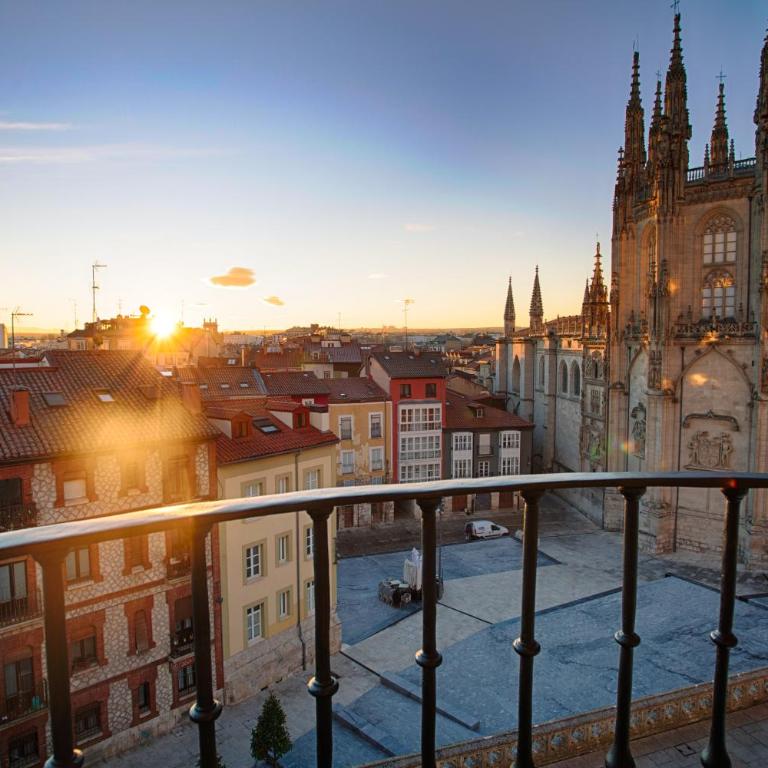 Una MIRADA A LA CATEDRAL-Apartamentos Burgos Catedral - Apartamento de 1 dormitorio - 1