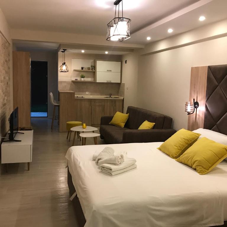 Apartments Ada Bojana - Family Studio - 1