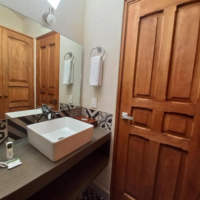 Hotel Junvay - Deluxe Twin Room - 11
