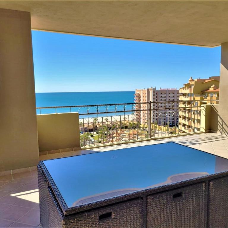 Bella Sirena 801-C - Huge Patio, Premium Furnishings, Breathtaking View - Apartment with Sea View - 20