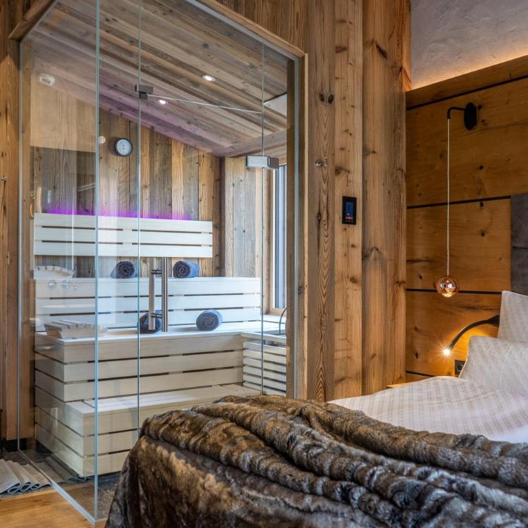 Purest - Deluxe Suite mit Whirlpool-Badewanne - 2