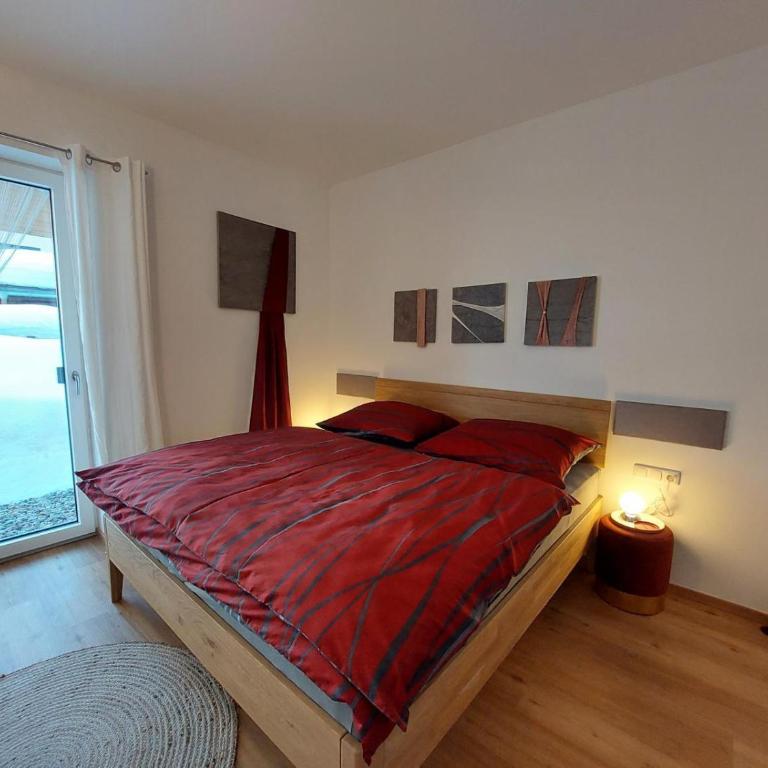 Boutique-Apartments Familie Jarosch Fieberbrunn "Freier Eintritt in das örtliche Hallenbad inklusive Saunalandschaft oder zum Badesee" - Apartment with Garden View - 4