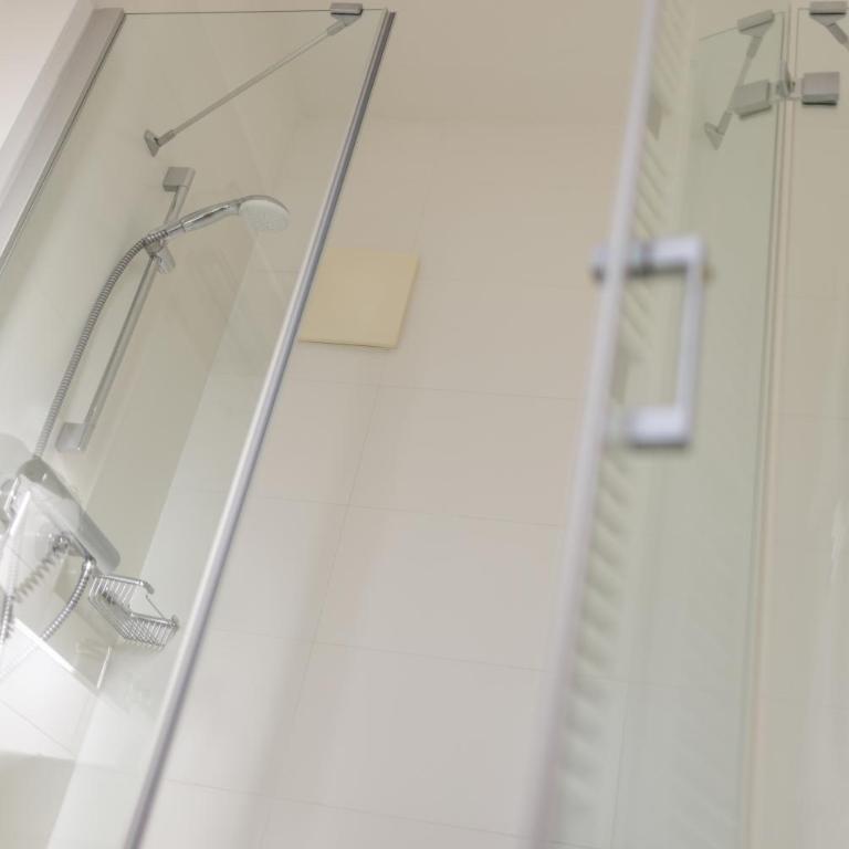 Hotel Garni Toscanina - Adults Only - Superior Doppelzimmer mit Poolblick - 21