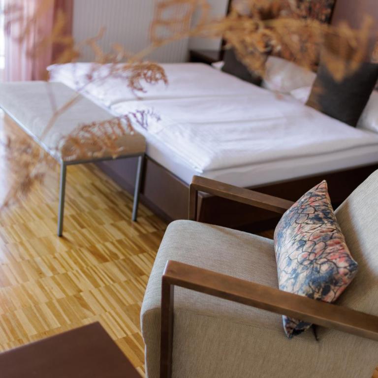 Hotel Garni Toscanina - Adults Only - Standard Doppelzimmer mit Balkon - 13