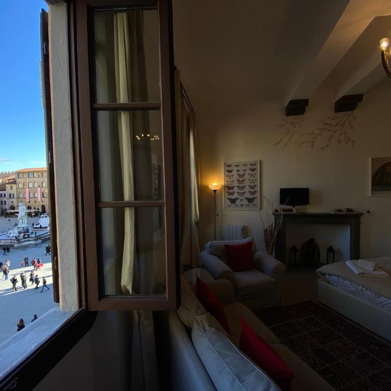 Piazza Signoria 1, apartment - Appartamento - 25