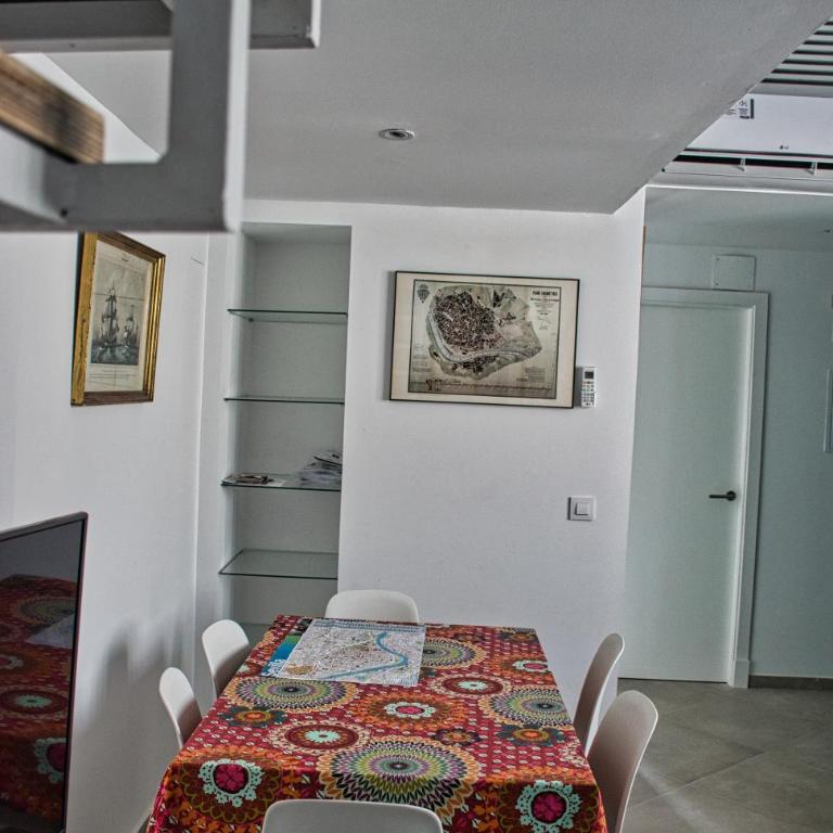 Covadonga 9 Apartments - Triana - Apartamento de 3 dormitorios - 2