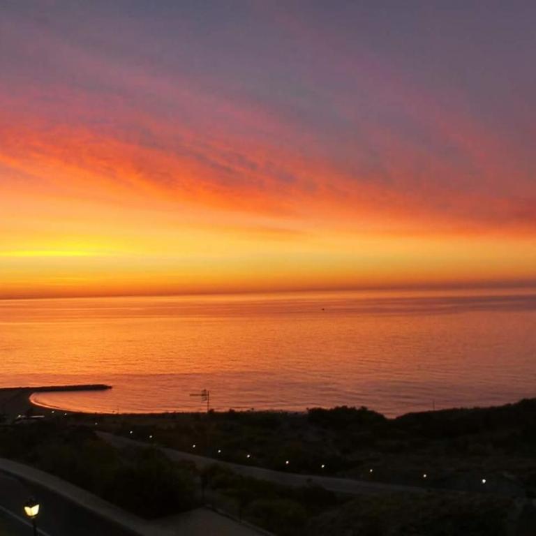 South Facing Apartment, Fantastic Sea Views,Terrace, 300m beach - Apartamento con vistas al mar - 24