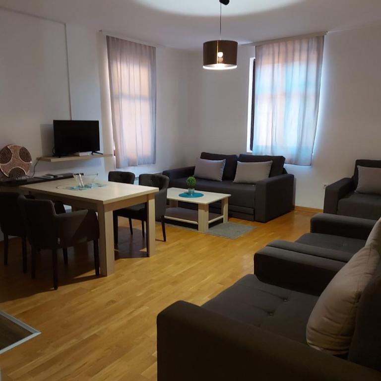Dvori Apartments - One-Bedroom Apartment - 5