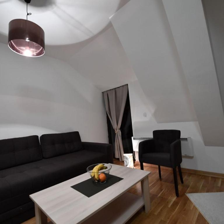 Dvori Apartments - One-Bedroom Apartment - 7