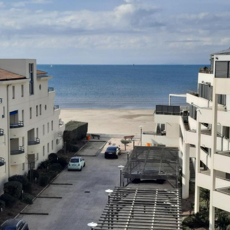Résidence Château Leenhardt - Appartement T2 Face à la Mer - One-Bedroom Apartment - 8