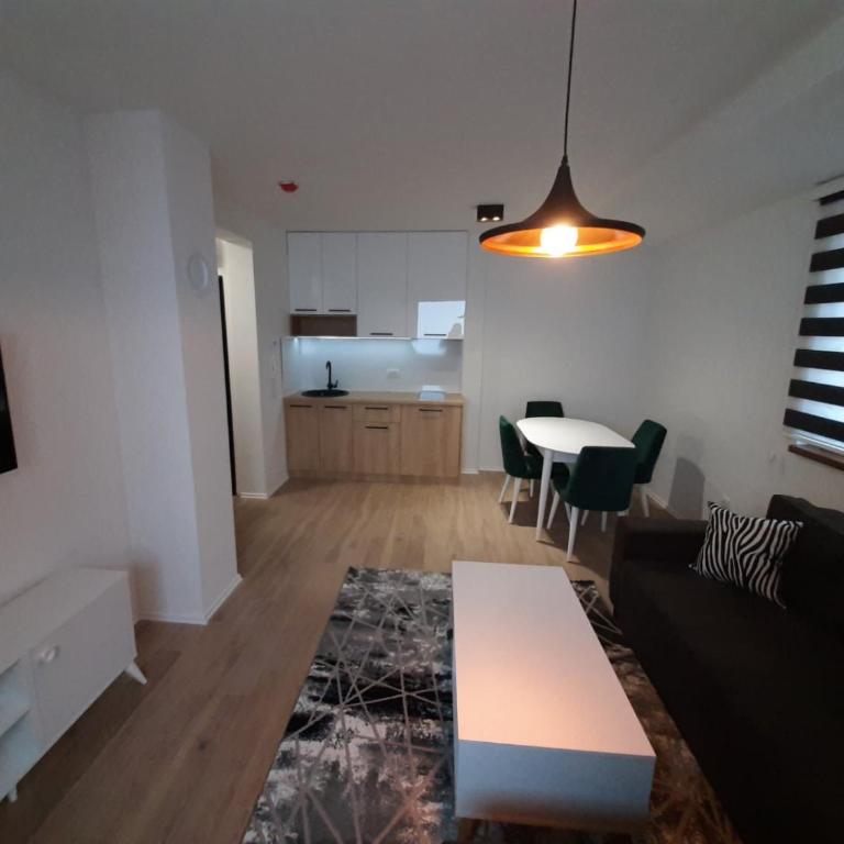 M&G Jahorina - One-Bedroom Apartment - 1