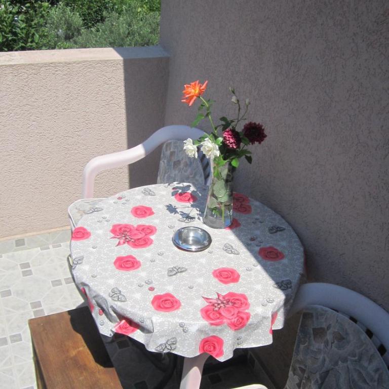 Apartments Kordic - Apartment with Balcony - 1