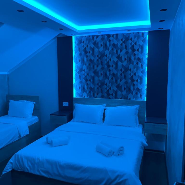 Apartmani Mali vikend - Deluks Trokrevetna Soba - 3