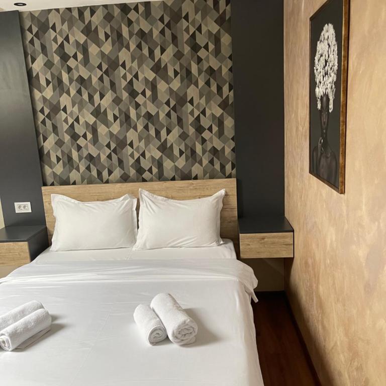 Apartmani Mali vikend - Deluks Trokrevetna Soba - 5