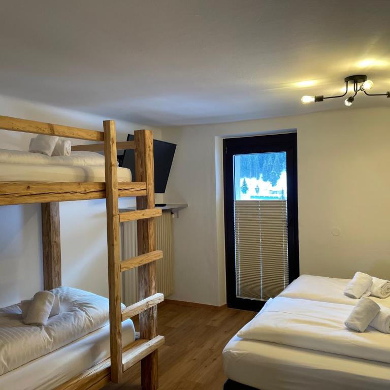 Haus Willibald - Apartment mit 2 Schlafzimmern und Balkon - 17