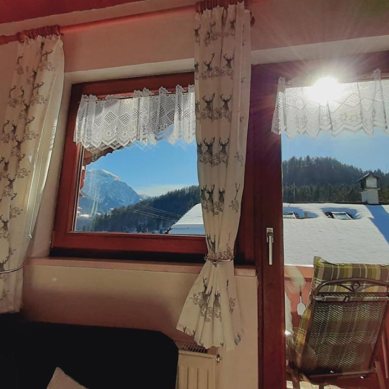Gästehaus Kurz - Apartment mit Blick auf die Berge - 12