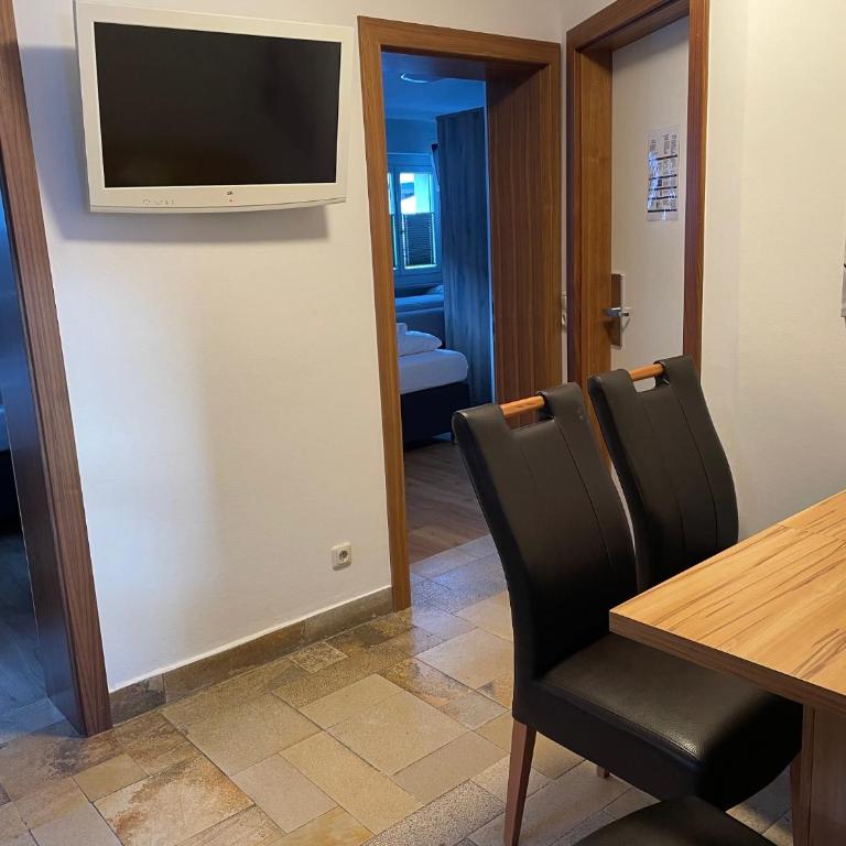 Haus Willibald - Apartment mit 3 Schlafzimmern und Balkon - 17