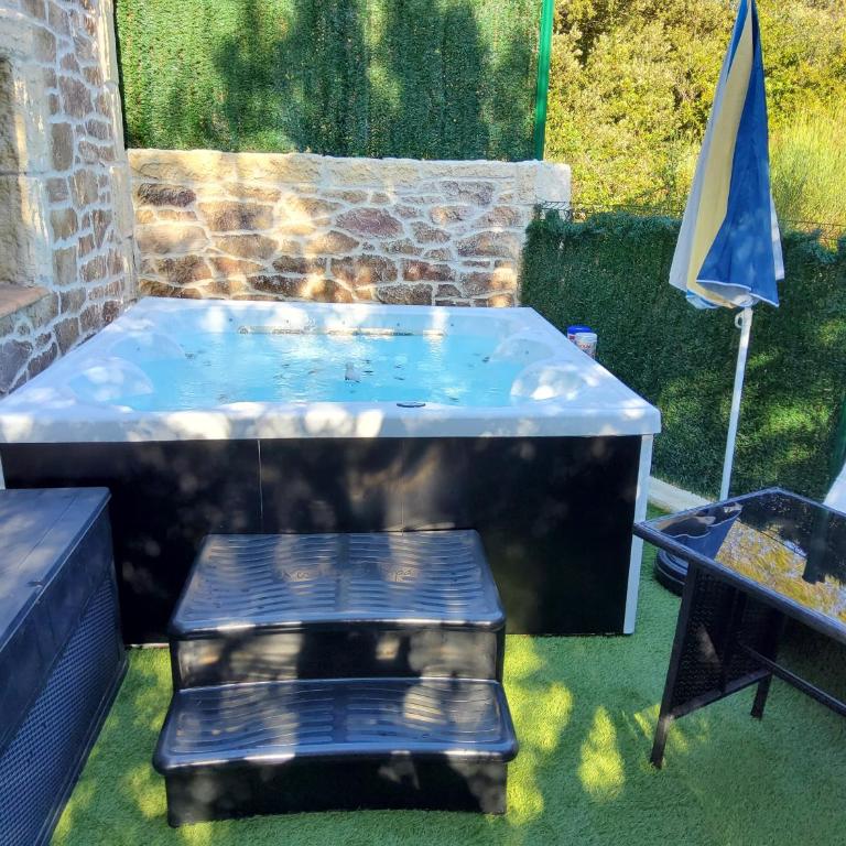 Lorgues jacuzzi spa privatif et piscine - Maison 1 Chambre - 14