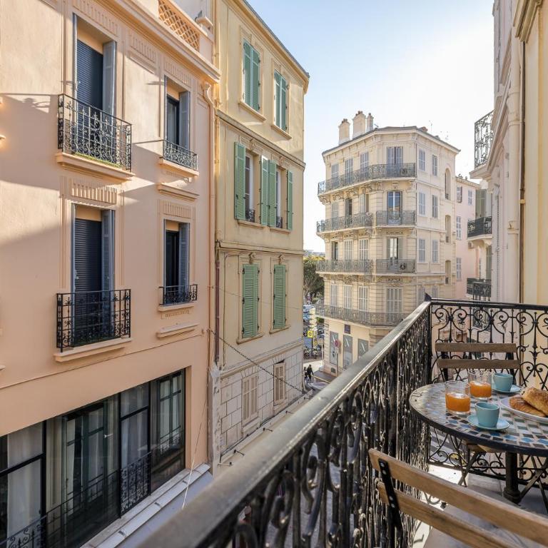 Appartement 2P centre de Cannes avec balcon - Apartamento de 1 dormitorio - 9