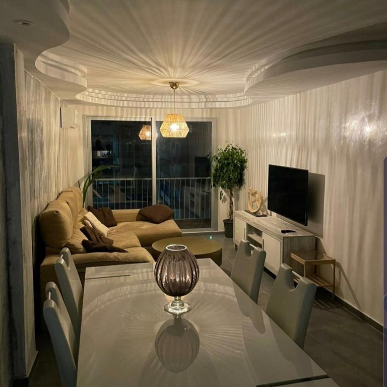 Louti's apartment - Three-Bedroom Apartment - 9