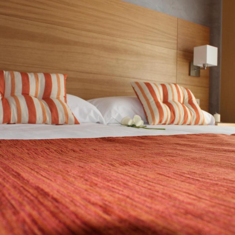 Hotel Carmen - Oferta Romántica - Habitación Doble - 1 o 2 camas - 1